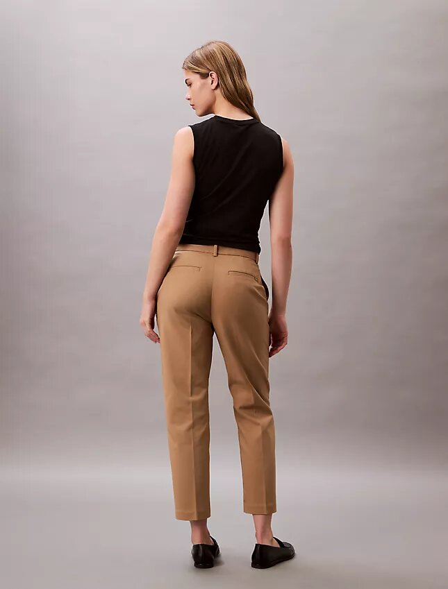 Chinobyxor i Cotton Stretch med rak passform Chinobyxor i Cotton Stretch med rak passform