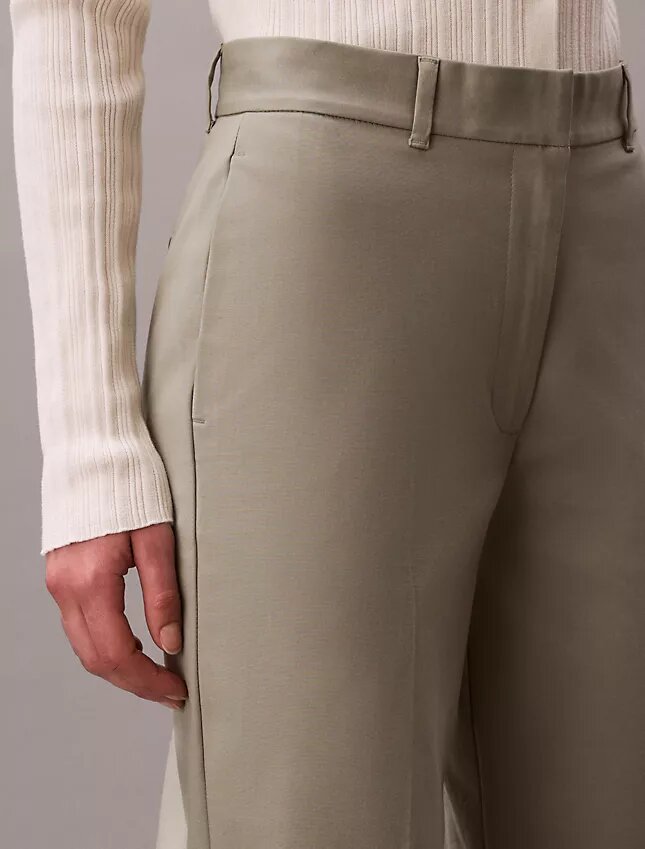 Chinobyxor i Cotton Stretch med rak passform Chinobyxor i Cotton Stretch med rak passform