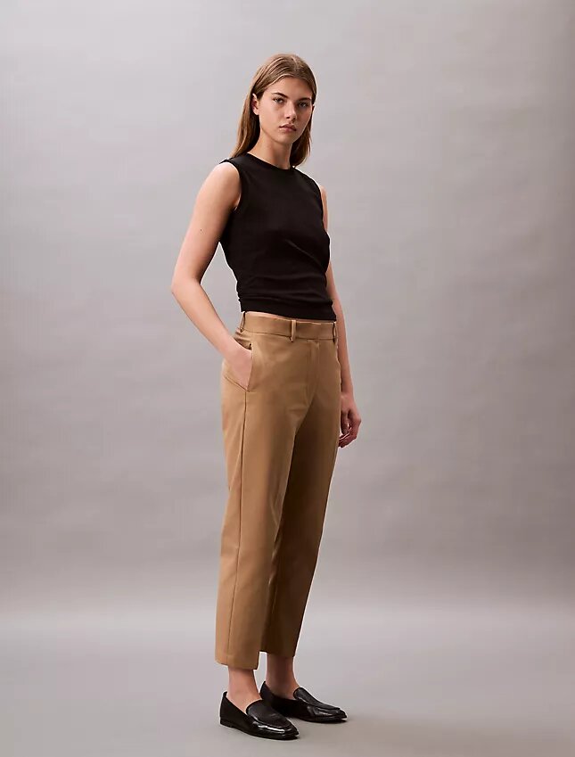 Chinobyxor i Cotton Stretch med rak passform Chinobyxor i Cotton Stretch med rak passform