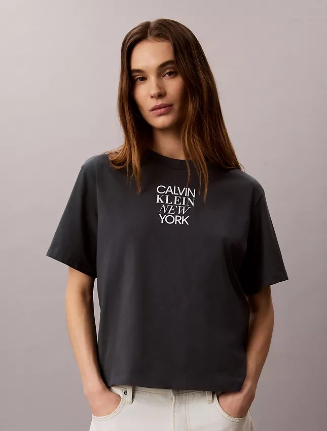 CK Be T-shirt med fotomotiv och boxig passform CK Be T-shirt med fotomotiv och boxig passform