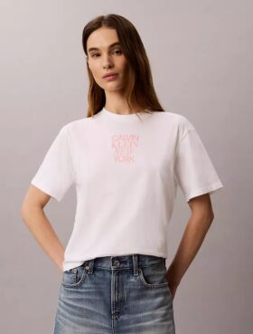 CK Be T-shirt med fotomotiv och boxig passform