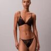 CK Black bikini med blommig spets CK Black bikini med blommig spets