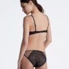 CK Black bikini med grafiskt spetsmönster CK Black bikini med grafiskt spetsmönster