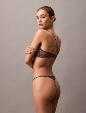 CK Black Thong med blommig spets