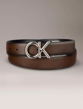 Ck-logotypplatta Vändbart dressbälte