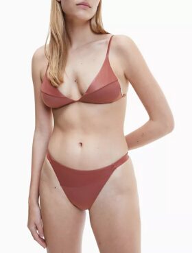 Core Essentials högmidjad cheeky Bikini-underdel