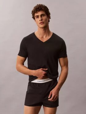 Cotton Classics 5-pack T-shirt med klassisk passform och V-ringning Cotton Classics 5-pack T-shirt med klassisk passform och V-ringning