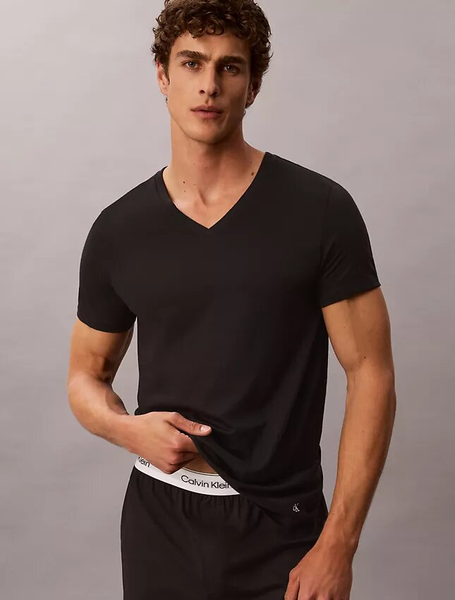 Cotton Classics 5-pack T-shirt med klassisk passform och V-ringning Cotton Classics 5-pack T-shirt med klassisk passform och V-ringning
