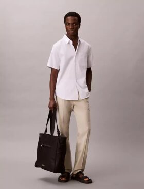 Cotton Stretch-skjorta med smala ränder och knappar