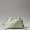 Crossbody-väska med Monogram och dragsko Crossbody-väska med Monogram och dragsko