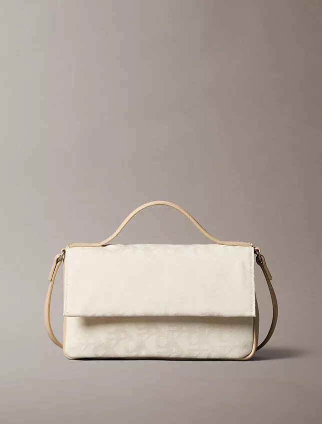 Crossbody-väska med Monogram över hela ytan Crossbody-väska med Monogram över hela ytan