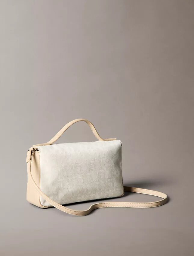 Crossbody-väska med Monogram över hela ytan Crossbody-väska med Monogram över hela ytan