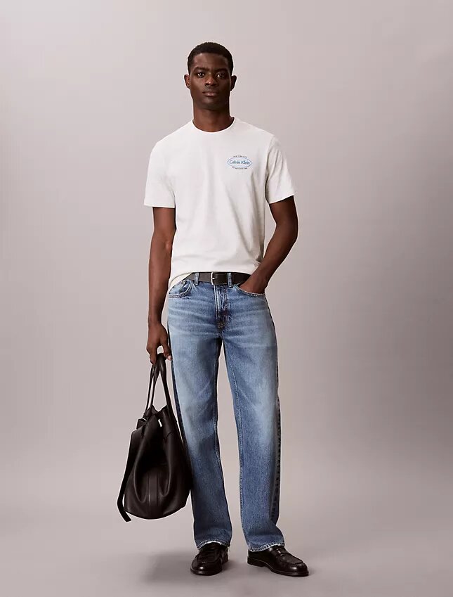 Diner Calvin Klein T-shirt med grafiskt logo Diner Calvin Klein T-shirt med grafiskt logo