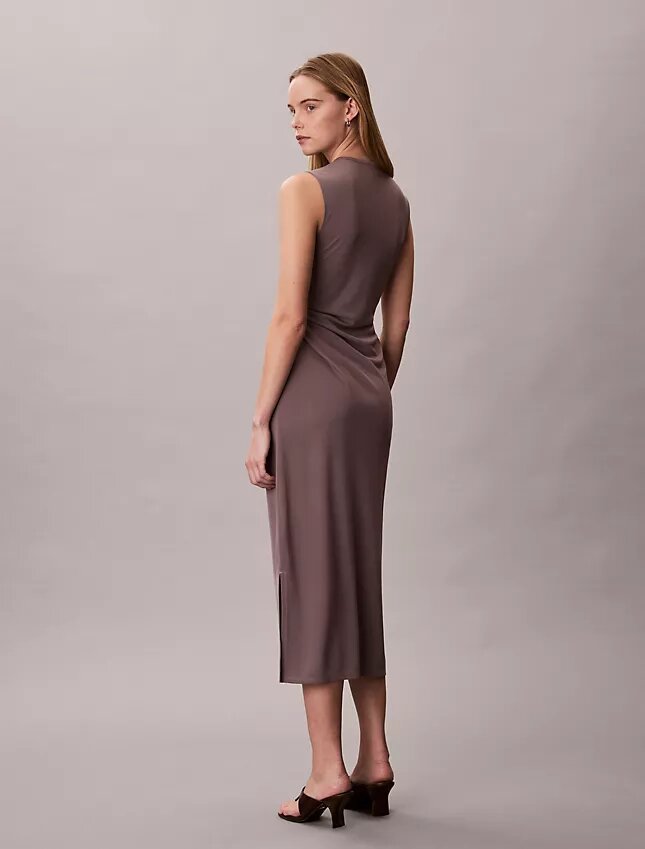 Elegant rynkad jerseyklänning Elegant rynkad jerseyklänning