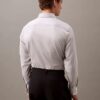 Elegant, smal stretchskjorta med knappar Elegant, smal stretchskjorta med knappar