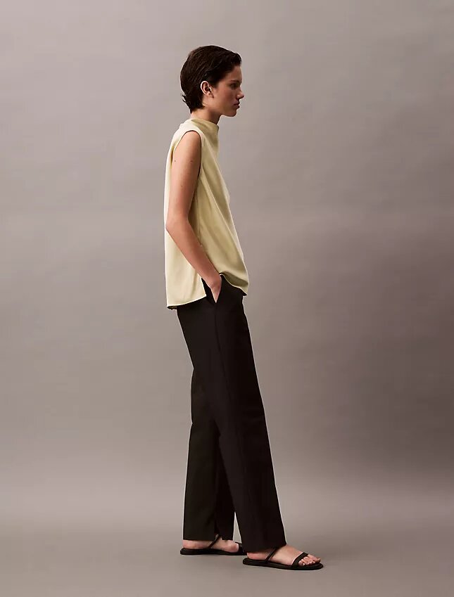 Elegant stretchbyxa med avsmalnande ben Elegant stretchbyxa med avsmalnande ben