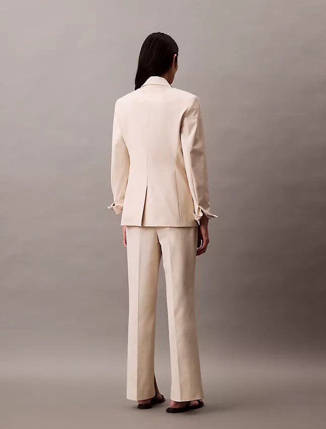 Elegant stretchbyxa med avsmalnande ben Elegant stretchbyxa med avsmalnande ben