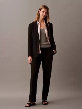 Eleganta raka byxor med stretch Eleganta raka byxor med stretch
