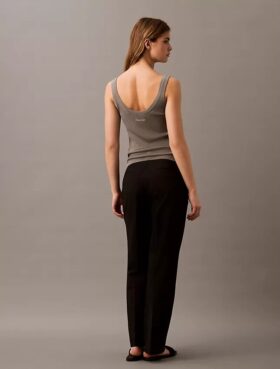 Eleganta raka byxor med stretch Eleganta raka byxor med stretch