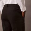 Eleganta stretchbyxor i smal passform Eleganta stretchbyxor i smal passform