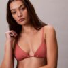 Enfärgad triangel-Bikini-toppar