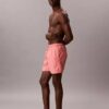 Enfärgade badshorts Enfärgade badshorts