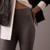 Enfärgade skinnybyxor i ponte Enfärgade skinnybyxor i ponte
