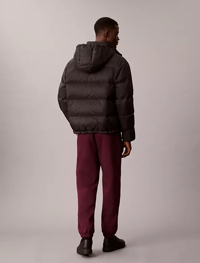 Fleece-joggingbyxor med Monogram-grafik Fleece-joggingbyxor med Monogram-grafik