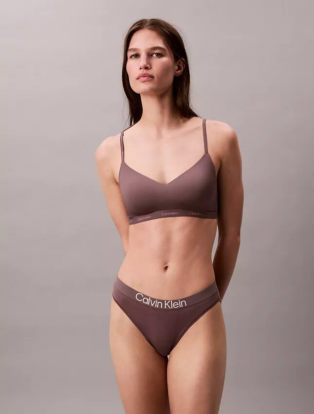 Form to Body Lätt fodrad Bralette Form to Body Lätt fodrad Bralette