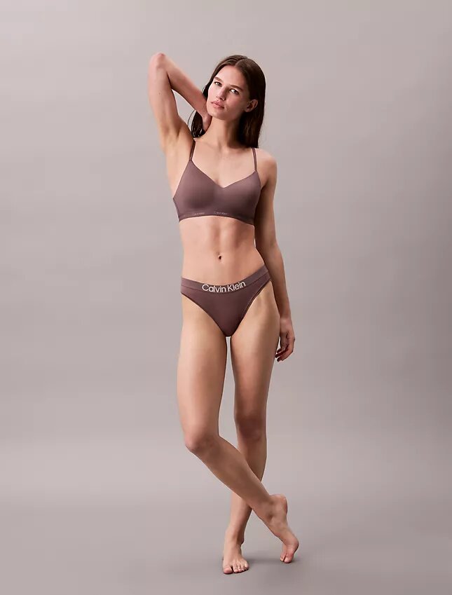 Form to Body Lätt fodrad Bralette Form to Body Lätt fodrad Bralette