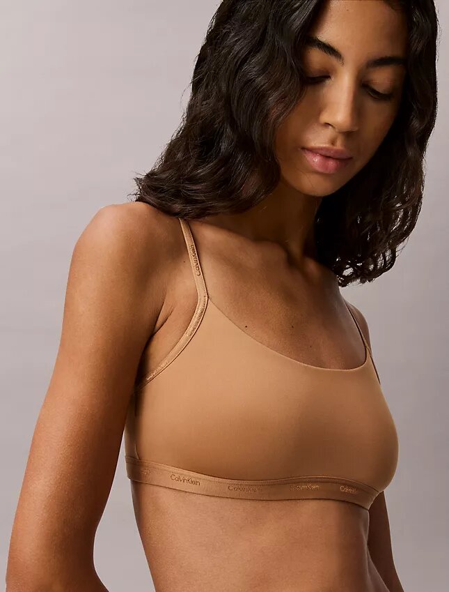 Form to Body Lätt fodrad Bralette Form to Body Lätt fodrad Bralette