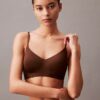 Form to Body Lätt fodrad Bralette Form to Body Lätt fodrad Bralette