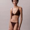 Form to Body Lätt fodrad triangel-Bralette