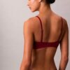 Form to Body Lätt fodrad triangel-Bralette Form to Body Lätt fodrad triangel-Bralette