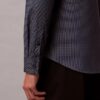 Geometrisk jacquard-skjorta med smal passform och knappar Geometrisk jacquard-skjorta med smal passform och knappar