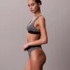 Grafisk Monogram-Microfiber, stretch, lätt fodrad triangel-Bralette Grafisk Monogram-Microfiber, stretch, lätt fodrad triangel-Bralette