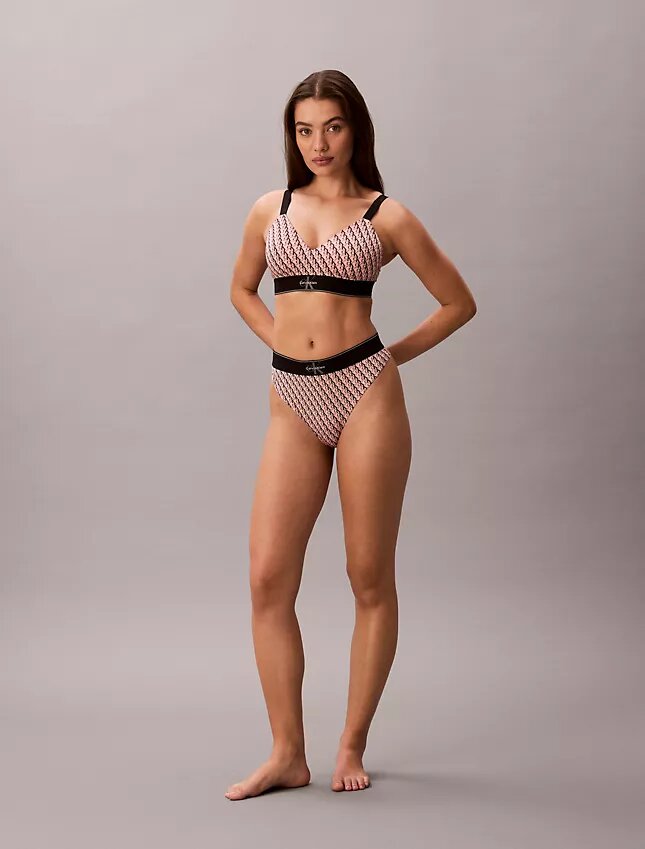 Grafisk monogram-Thong i stretchig Microfiber Grafisk monogram-Thong i stretchig Microfiber