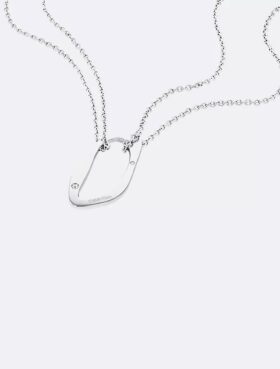 Halsband med rund, organisk hänge Halsband med rund, organisk hänge