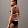 Icon Bomull Modal Lätt fodrad Triangel Bralette med knäppning fram