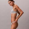 Ikonisk logotyp, doppad stringthong Ikonisk logotyp, doppad stringthong