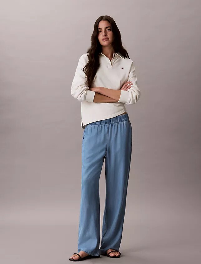 Jeans i avslappnad denim med dragkedja Jeans i avslappnad denim med dragkedja