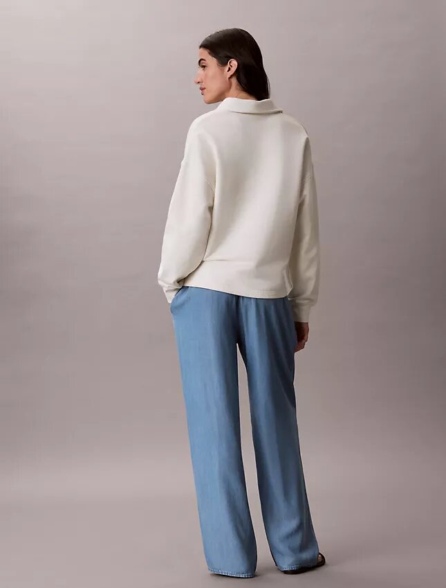 Jeans i avslappnad denim med dragkedja Jeans i avslappnad denim med dragkedja