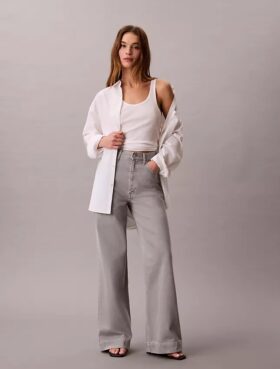 Jeans med extra hög midja och vida ben Jeans med extra hög midja och vida ben