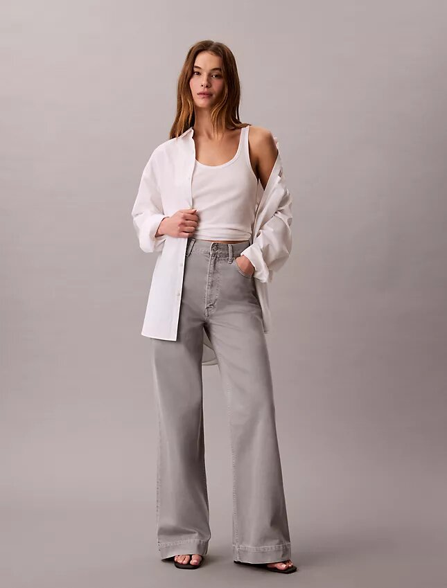 Jeans med extra hög midja och vida ben Jeans med extra hög midja och vida ben