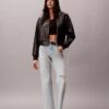Jeans med hög midja och raka ben Jeans med hög midja och raka ben