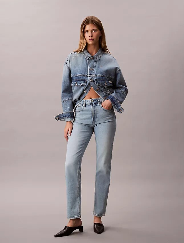 Jeans med hög midja och raka ben Jeans med hög midja och raka ben
