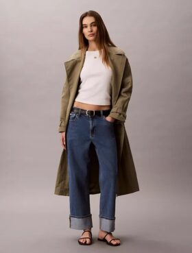 Jeans med hög midja och raka ben Jeans med hög midja och raka ben