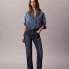 Jeans med hög midja och raka ben Jeans med hög midja och raka ben