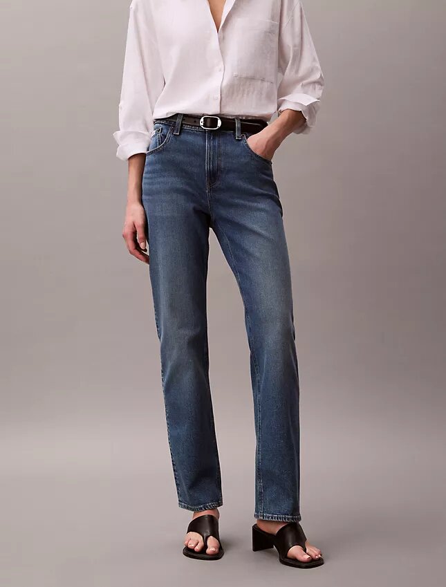 Jeans med hög midja och raka ben Jeans med hög midja och raka ben