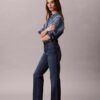 Jeans med hög midja och raka ben Jeans med hög midja och raka ben